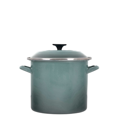 Le Creuset 8 Qt. Sea Salt Stockpot - N510022717